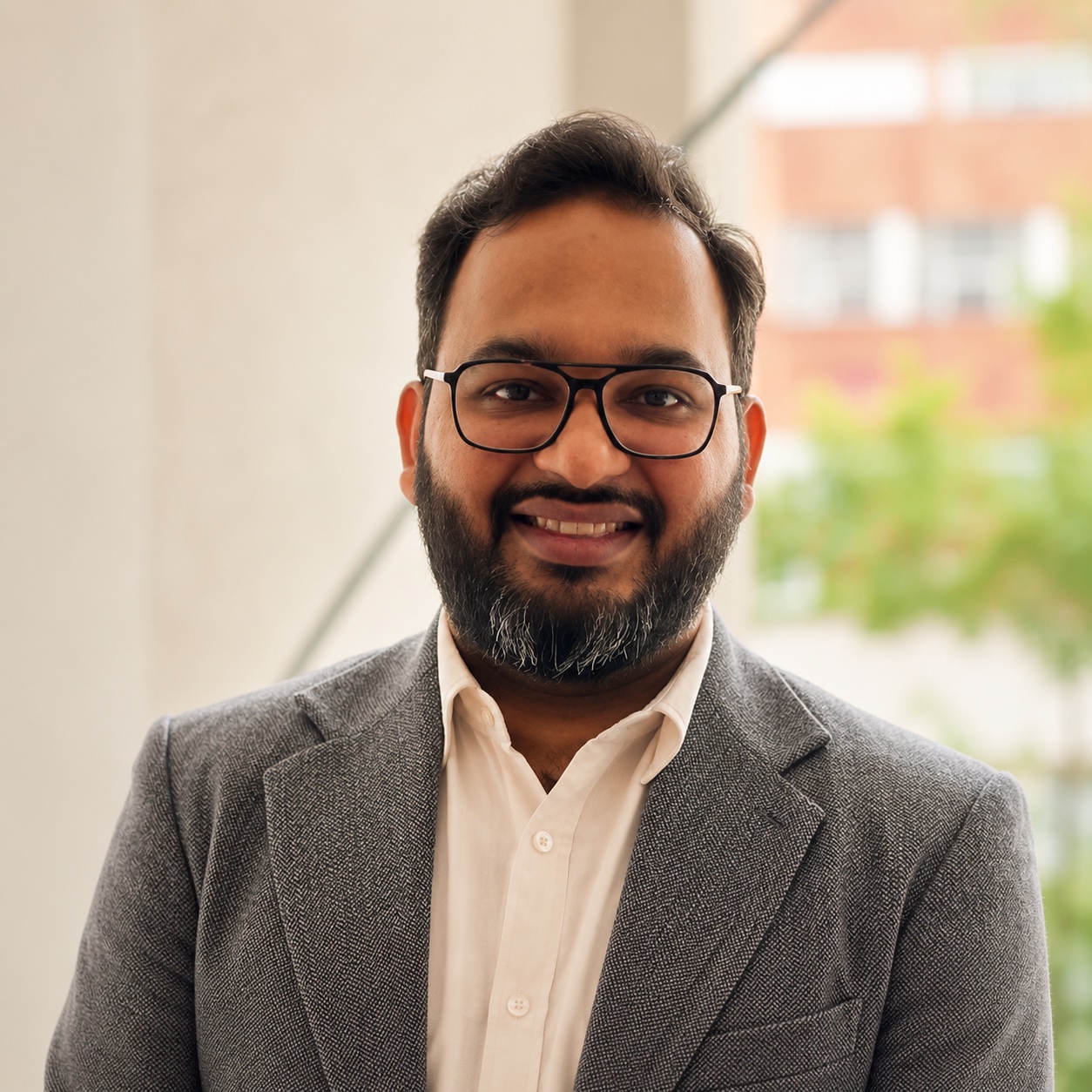 Dr Saurabh Tewari
